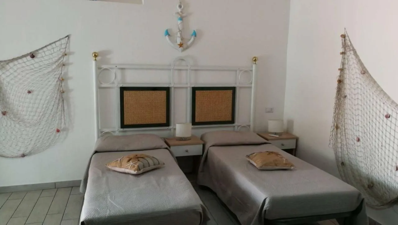A Due Passi Dal Mare Apartment Fontane Bianche Italy